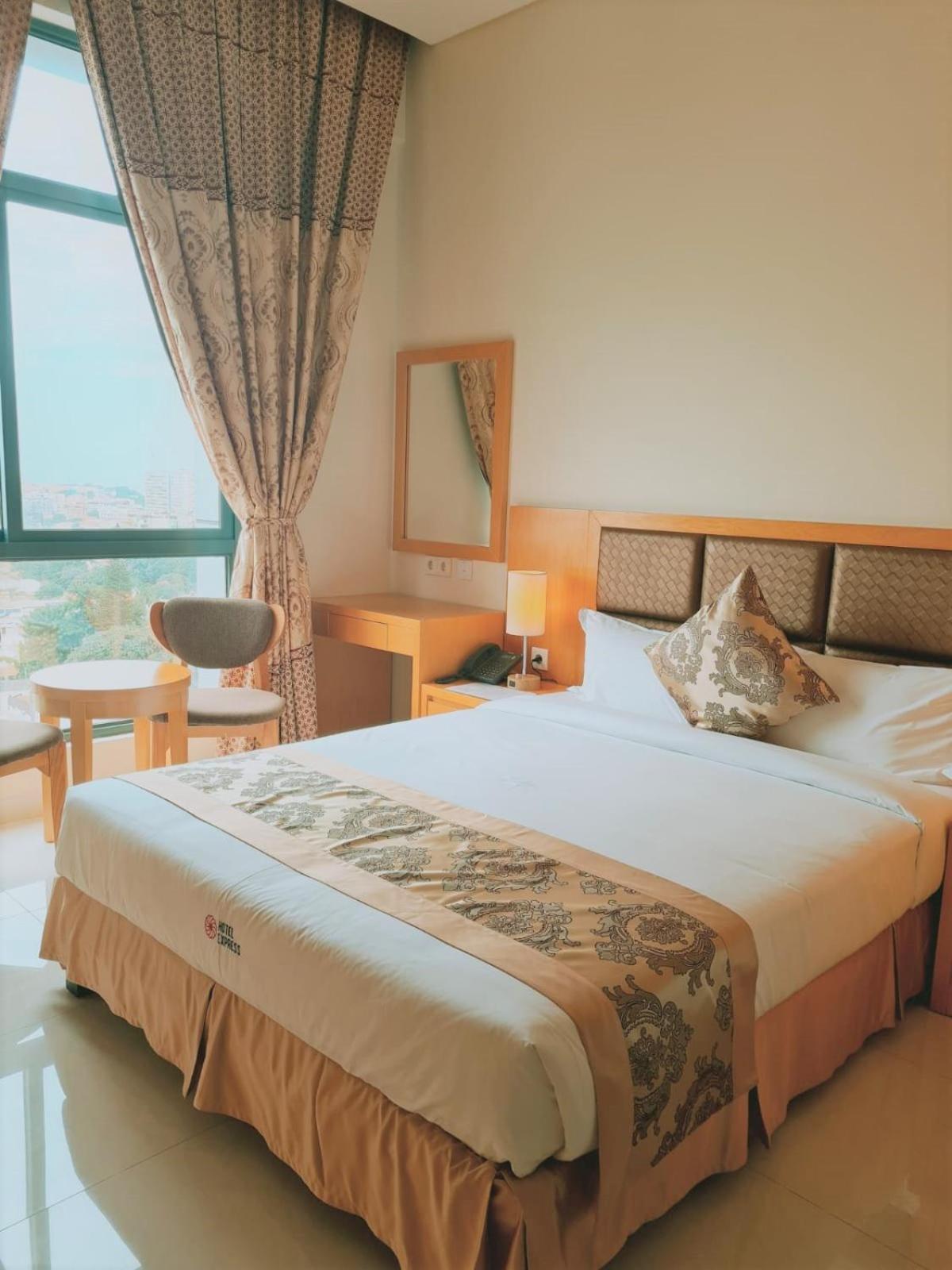 Hotel Express Luanda Exterior photo