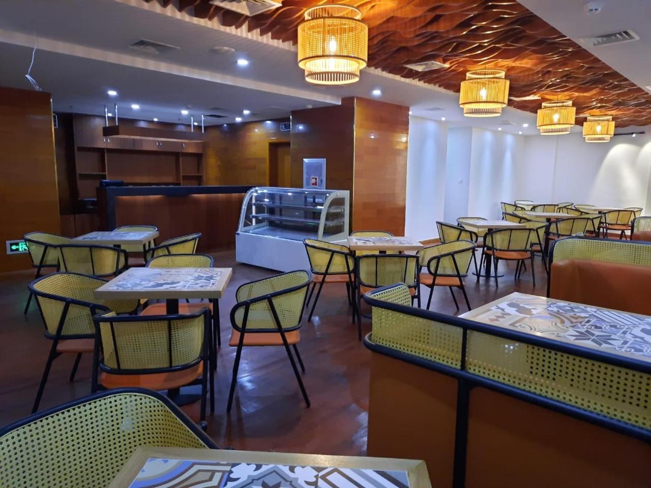 Hotel Express Luanda Exterior photo